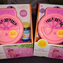 Party Battery operated Bubble Maker! 4 light colors! New in the box! 