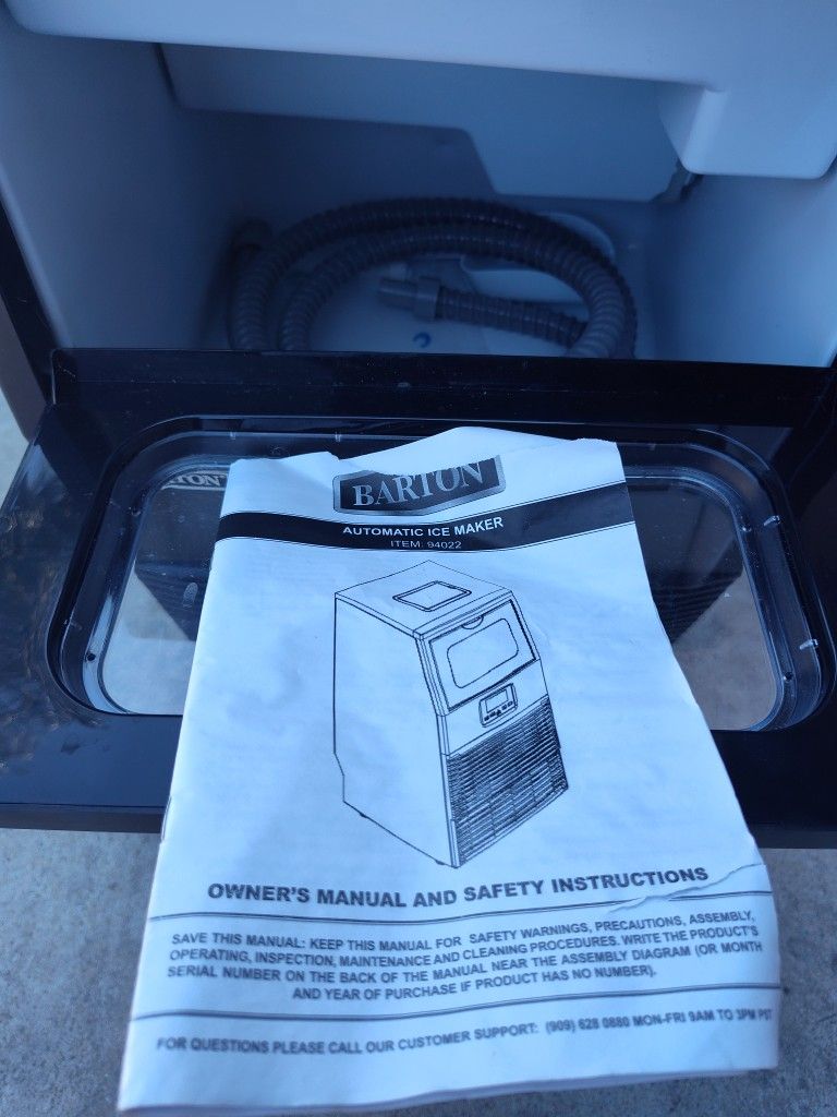 Máquina Para Hacer Hielos En Buenas Condiciones Está Nueva