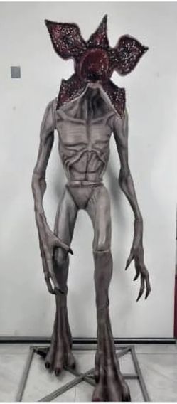 GEMMY 8ft DEMOGORGON ANIMATED HALLOWEEN DECORATION
