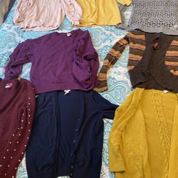 Junior Clothes Size Small/ Medium