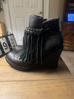 Corkys Black Wedge Fringe Boots Sz 9 