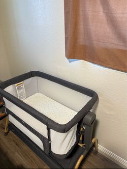 Jimglo 3 in 1 Baby Bassinet Bedside Sleeper with Storage