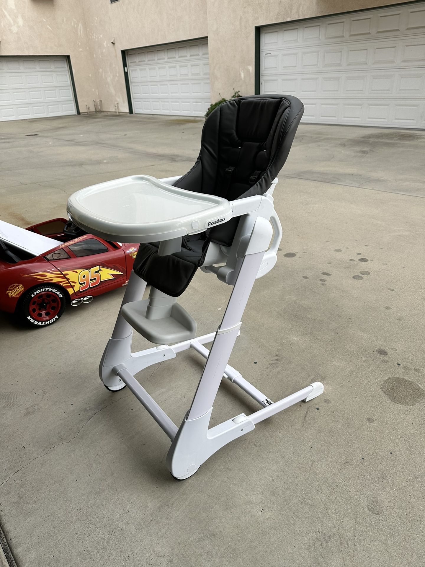 Joovy Foodoo high chair and booster