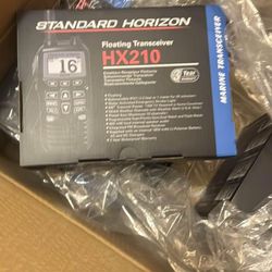 Standard horizon HX210 handheld VHF RADIO