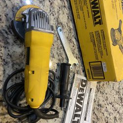 DEWALT 4-1/2” Heavy Duty Angle Grinder DW802G w/ Box & Accessories