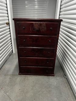 5-Drawer Tall Wood Dresser Cherry Finish