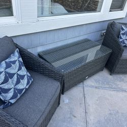 Outdoor Wicker Patio Set $200