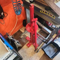 Harbor Freight Type Tire Changer