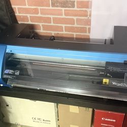Roland Vinyl Printer And Cutter 