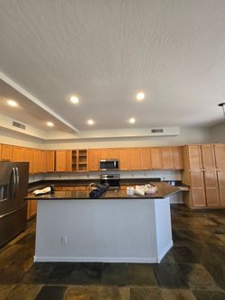 Cabinets great condition