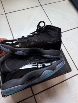 Air Jordan 11 Retro Gamma Blue Sneakers