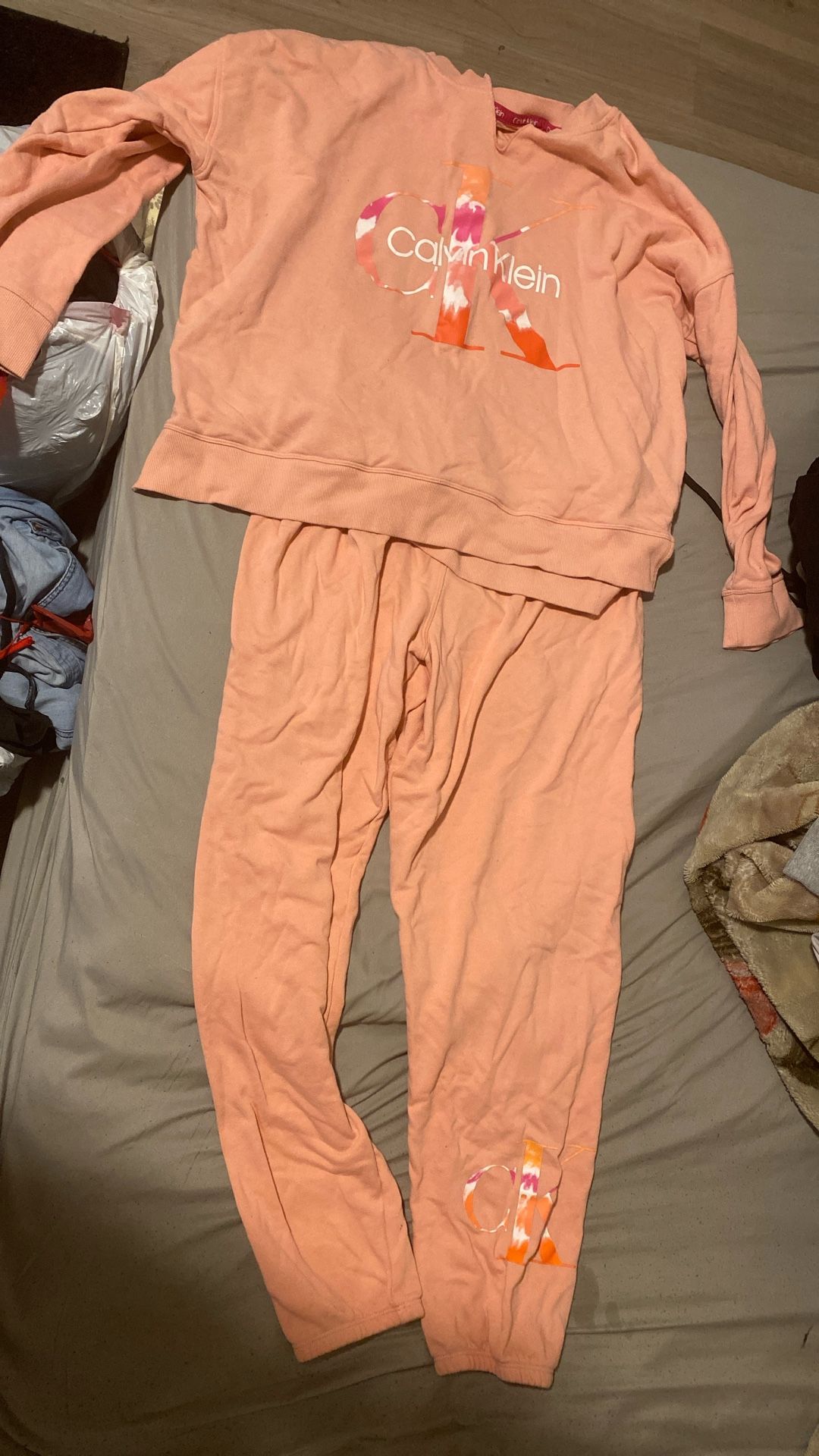 Pink Outfit Size XL