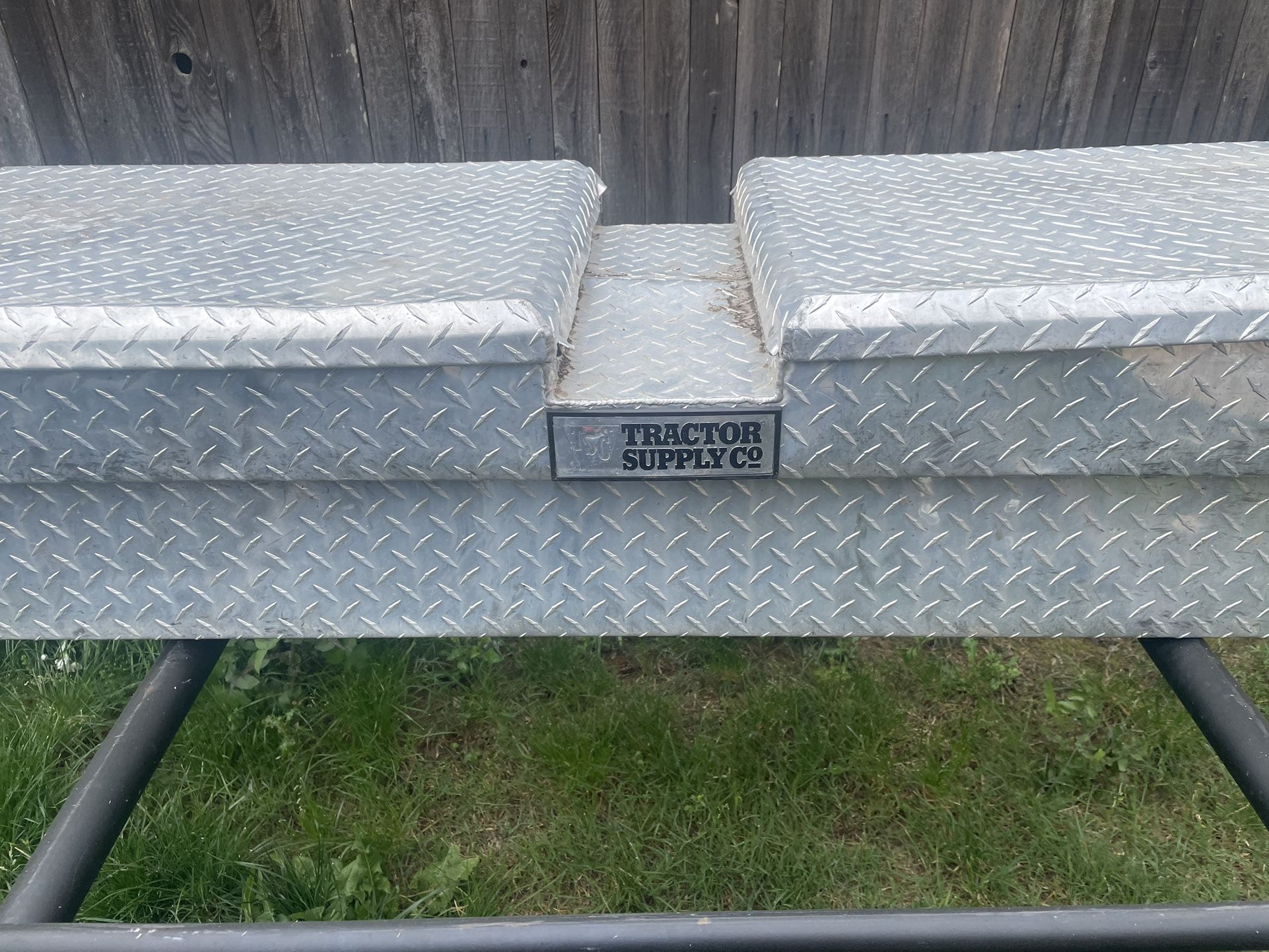 Pickup Tractor Supply Toolbox