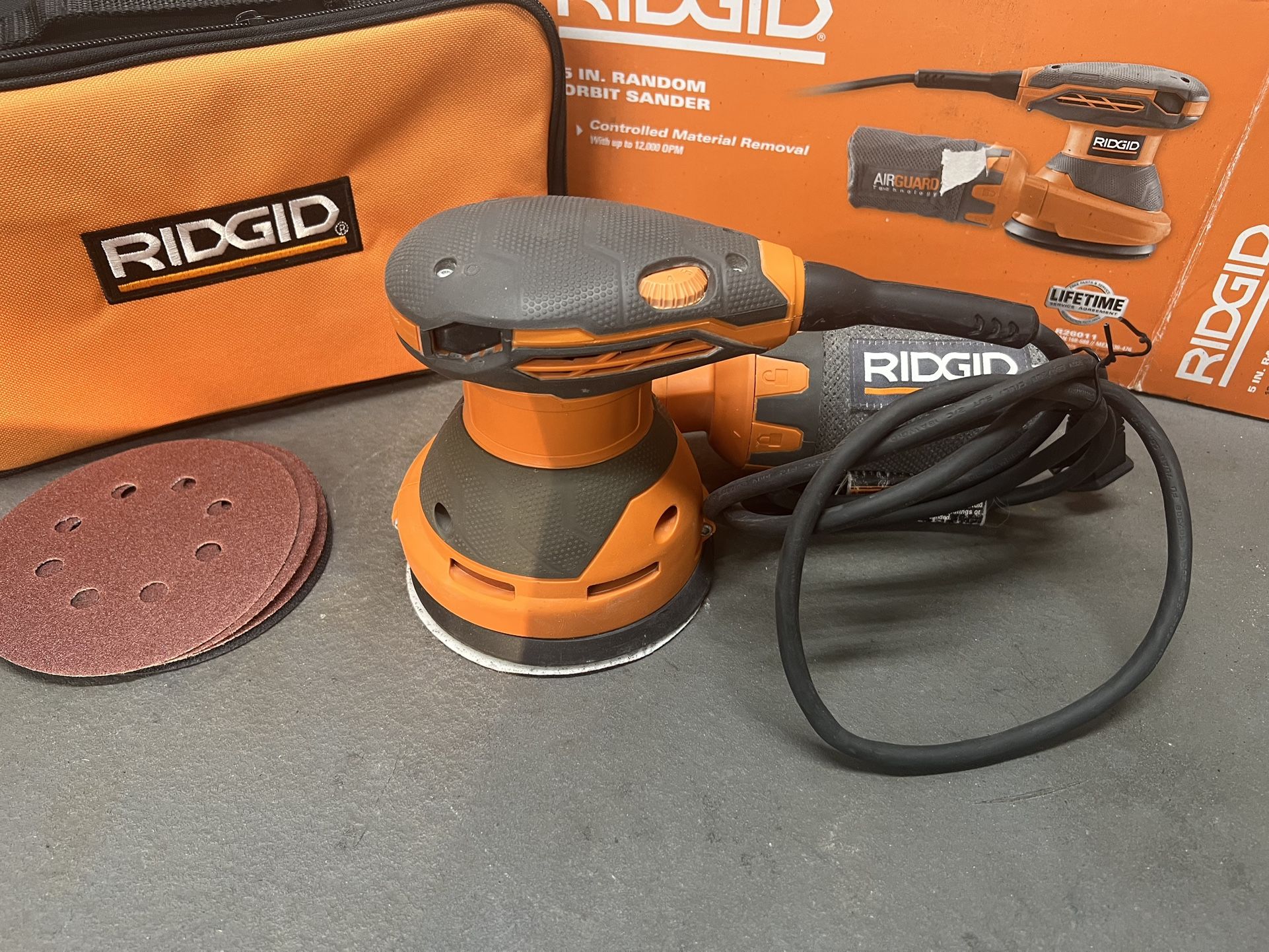 Ridgid 5in Orbital Sander