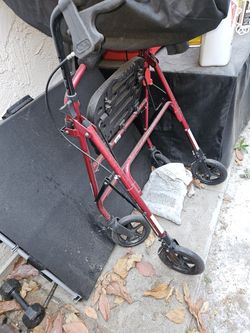 Adult Walker Medical Grade Used For A Week, Comes With Brakes And Seat