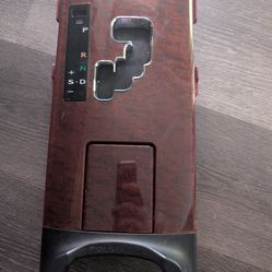 Lexus center console