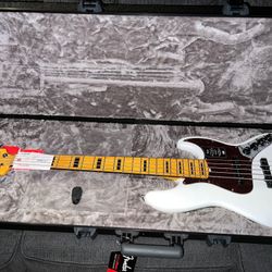 American Ultra Jazz Bass® V