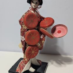 Vintage 14 Inch Japanese Doll With Spinning Hat Props And Kimono Display Figure

