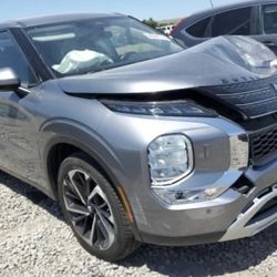 2022 Mitsubishi Outlander 2.5L Parts Truck Good Motor/Transmission