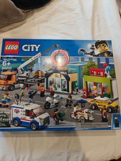 LEGO City Donut Shop Opening Set 60233