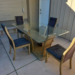 Dinning Table