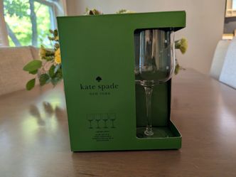 Kate Spade - Larabee Dot Wine glasses - set of 4
