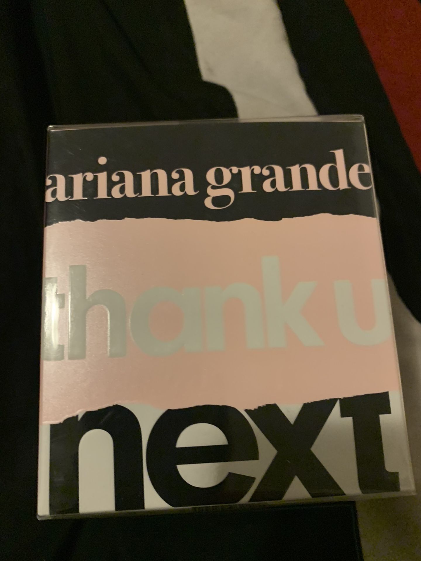 Ariana Grande perfume