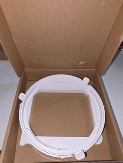 White Plastic Circular Mounting Ring