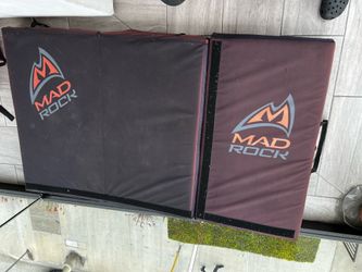Tri-Fold Madrock Crashpad