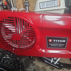 Titan PowrTwin 8900 Paint Sprayer 