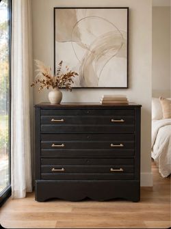 3 Drawer dresser