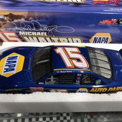 Michael Waltrip #15