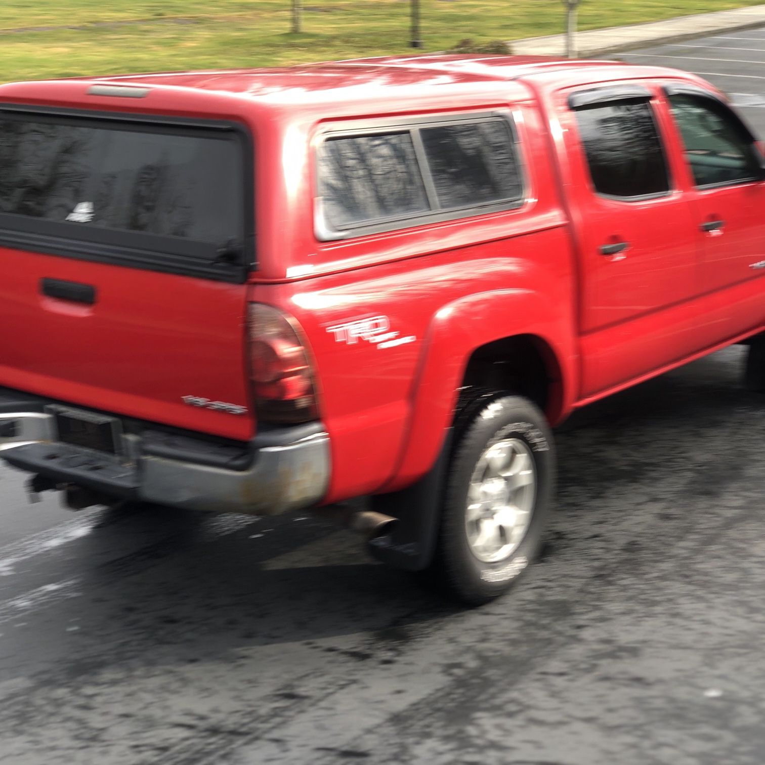 Toyota Tacoma Canopy Red Insulated Truck Canopy Only. Size  5 X 5.5’