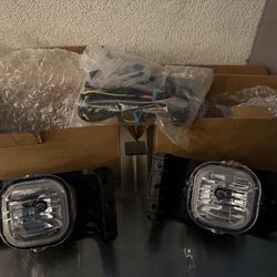 Front Bumper Fog Light Compatible with 05-07 F-250 350 450 Excursion