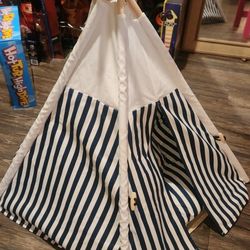 New Dog Tent (Never Used 