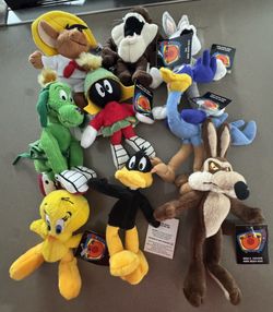 Warner Brothers mini bean bag set