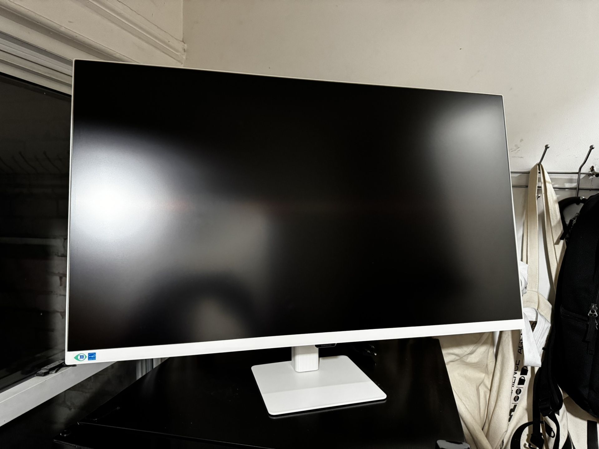 Samsung 32” 4k UHD Computer Monitor