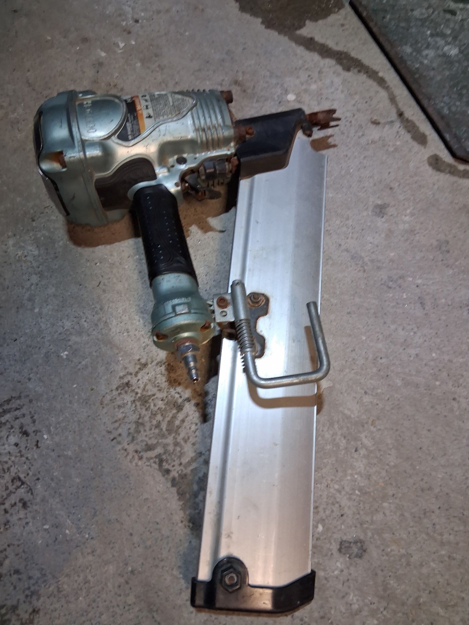 Hitachi Framing Nail Gun