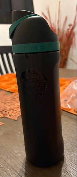 Owala x Starbucks Insulated Water Bottle
