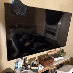 70” Onn Smart Tv