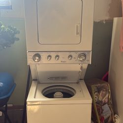 Whirlpool Stackable Washer And Dryer 