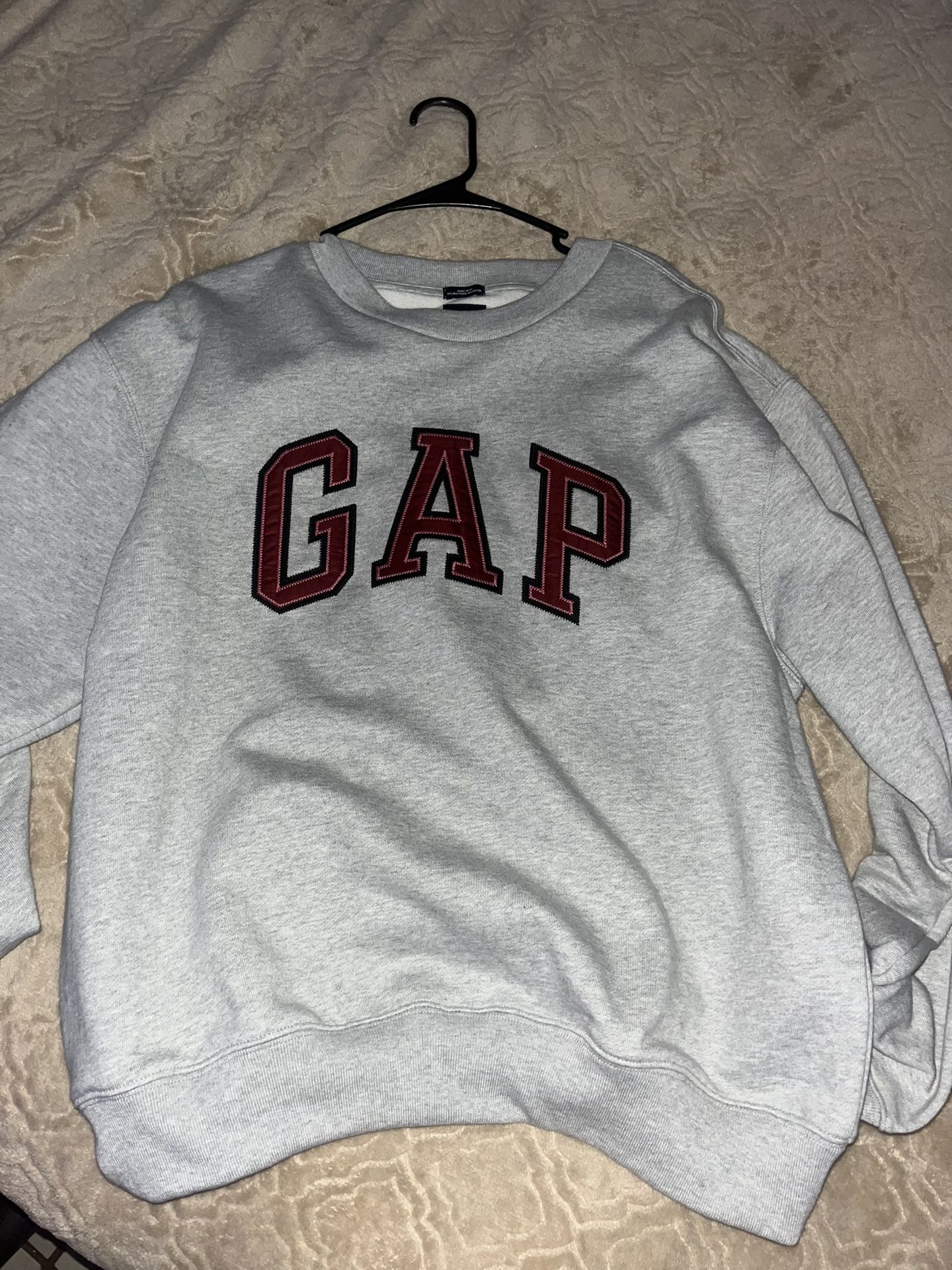 Gap Sweatshirt