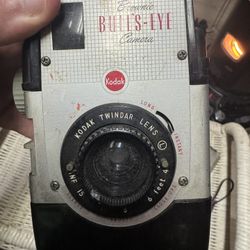 Rare Kodak Brownie Bullyseye Camera