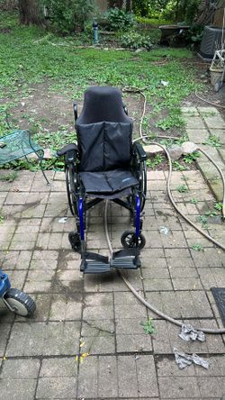 Catalyst Wheelchair 