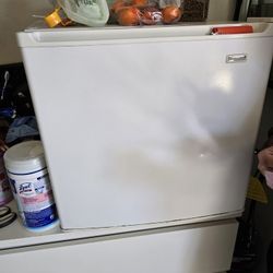 Mini-Fridge