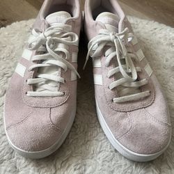 Women's Light pink Lightly used size 11 Adidas