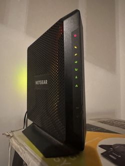 NETGEAR Nighthawk AC1900 Cable Modem Router