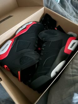 Jordan 6’s brand new 9 1/2 men’s