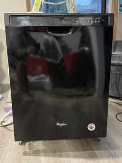 Whirlpool Dishwasher WDF520PADB7