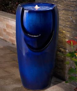 Dark blue water fountain